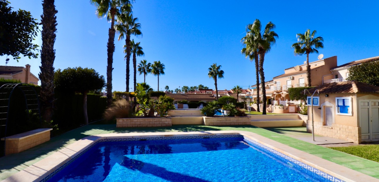 Venta - Town house -
Ciudad Quesada - Doña Pepa