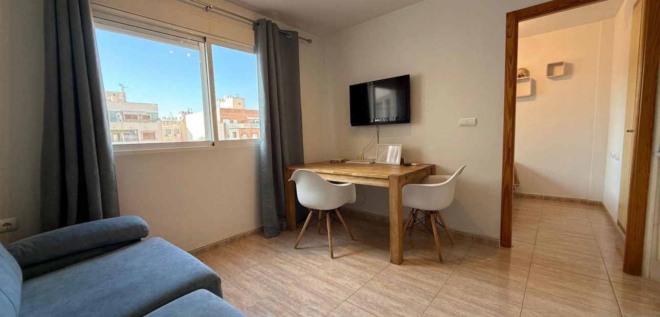 Venta - Apartamento / piso -
Torrevieja - La Mata pueblo