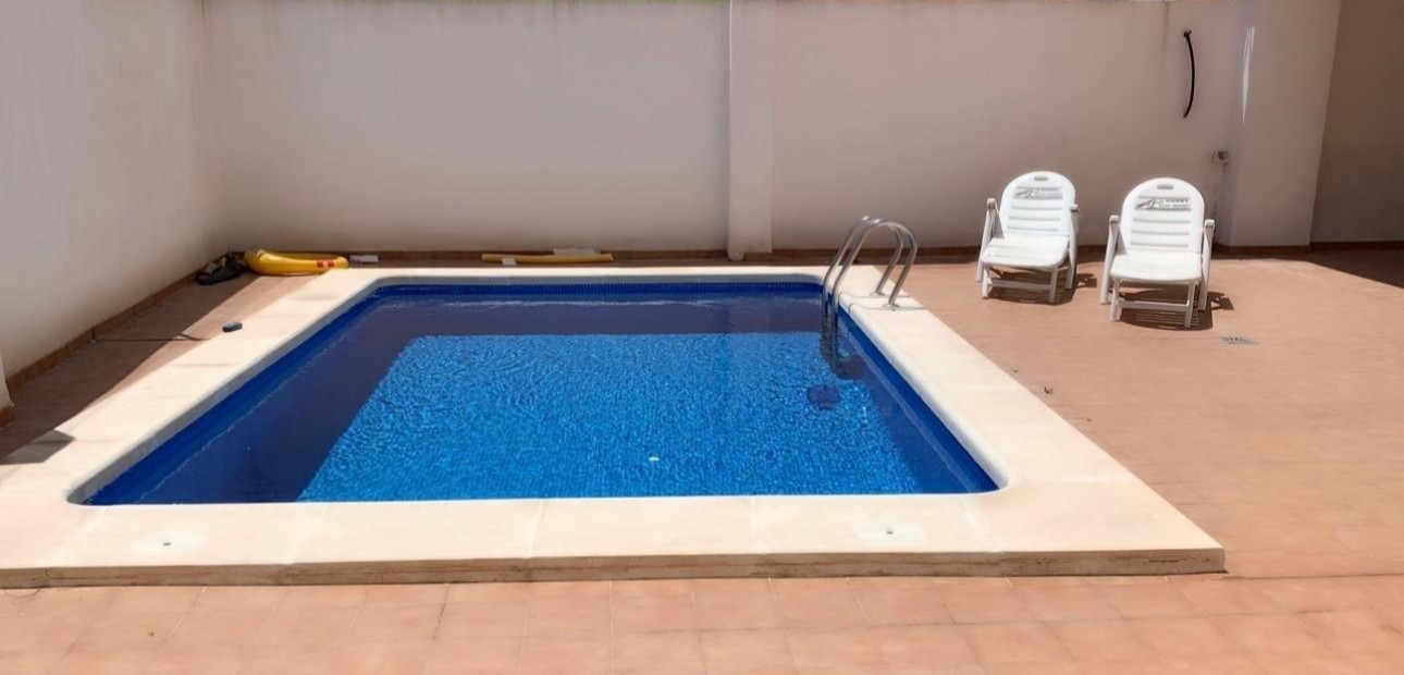Venta - Apartamento / piso -
Torrevieja - La Mata pueblo