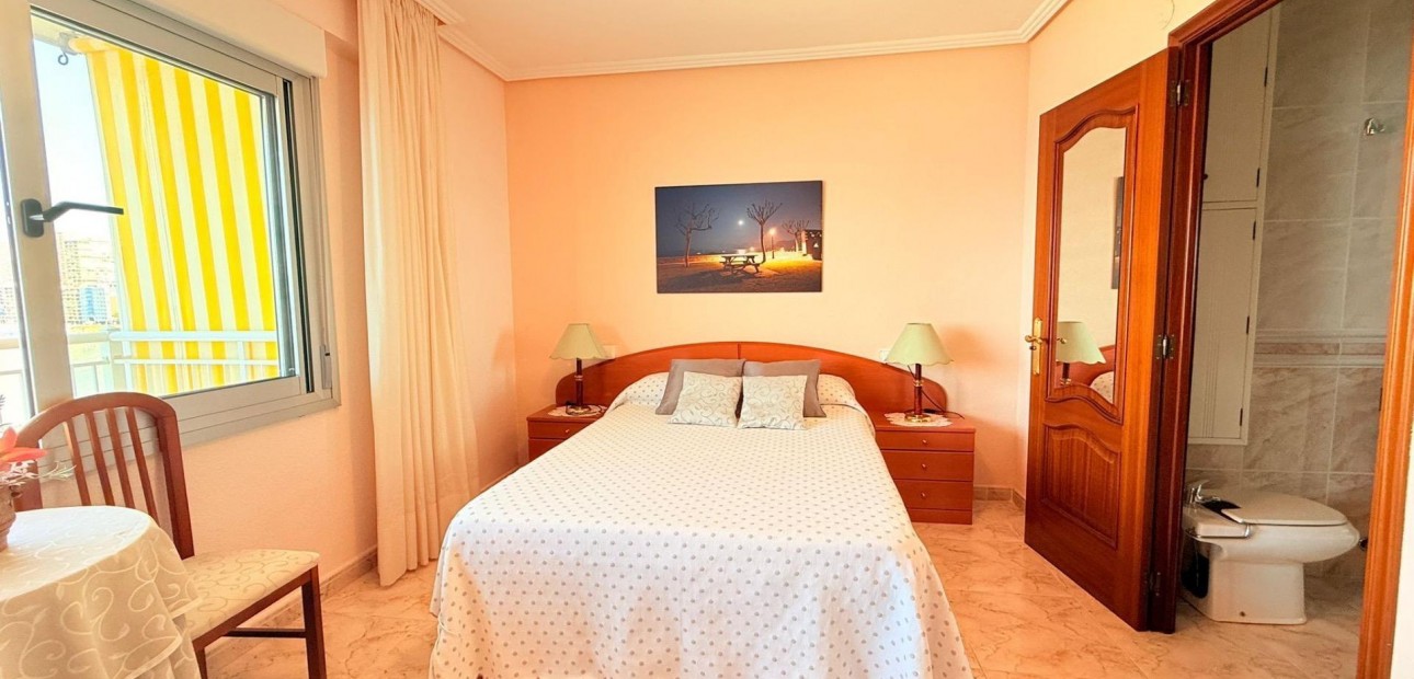 Venta - Apartamento / piso -
Benidorm - Poniente