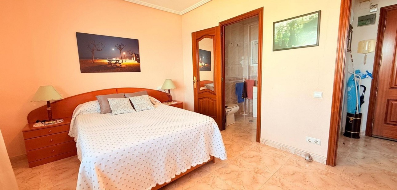 Venta - Apartamento / piso -
Benidorm - Poniente