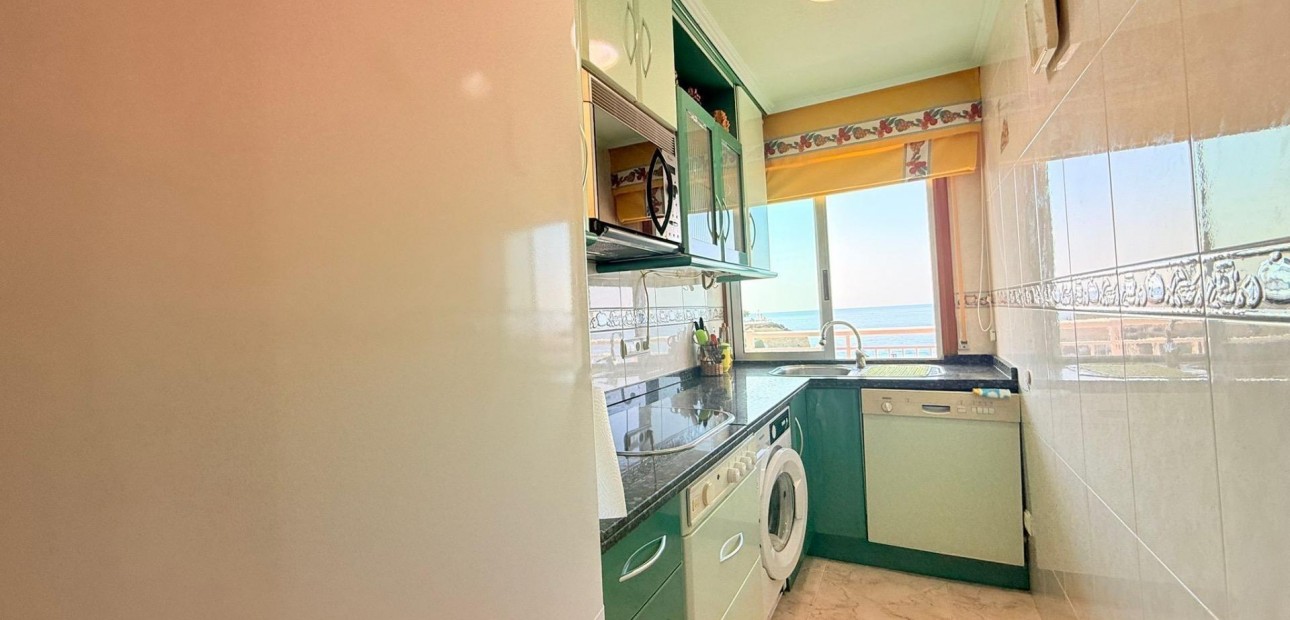 Venta - Apartamento / piso -
Benidorm - Poniente