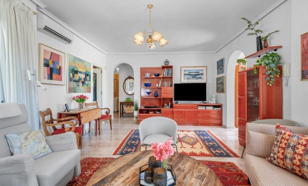 Venta - Villa -
Rojales - Centro de la Ciudad Quesada