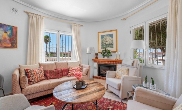 Venta - Villa -
Rojales - Centro de la Ciudad Quesada