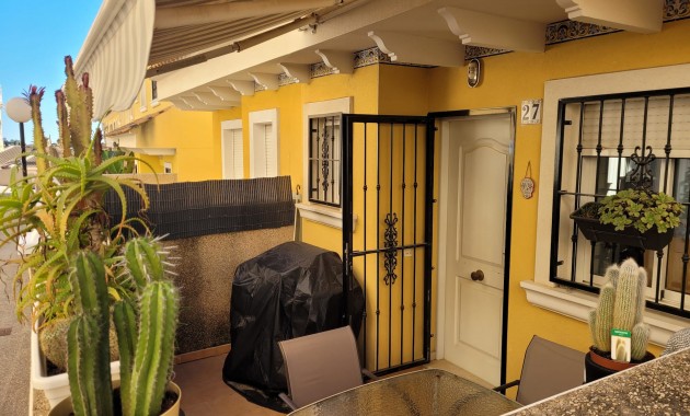 Venta - Adosado -
Algorfa - La Finca Golf Resort