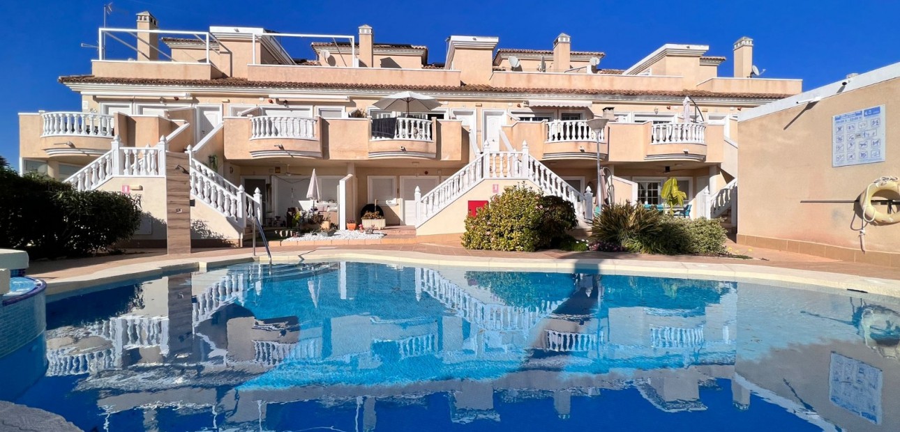 Venta - Apartment flat -
Guardamar del Segura - EL RASO