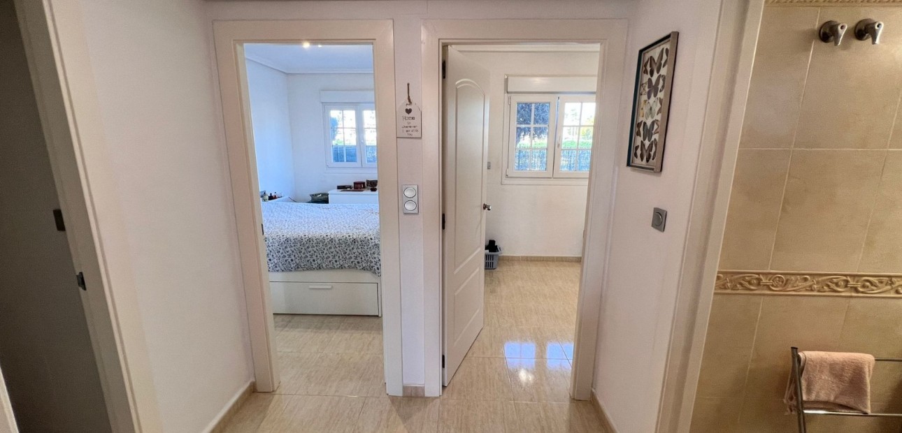 Venta - Apartment flat -
Guardamar del Segura - EL RASO