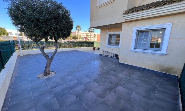 Venta - Apartment flat -
Guardamar del Segura - EL RASO