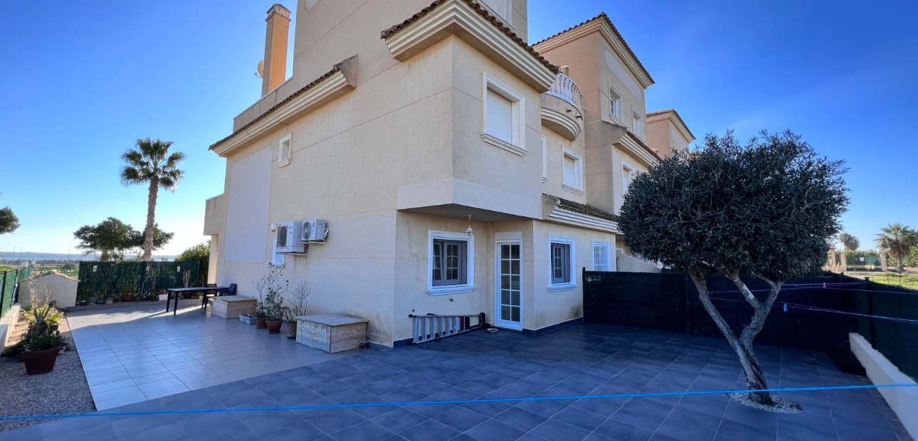 Venta - Apartment flat -
Guardamar del Segura - EL RASO
