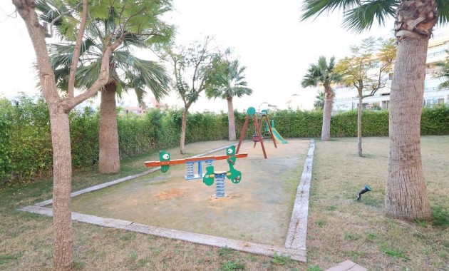 Venta - Apartamento / piso -
Orihuela Costa - Punta Prima