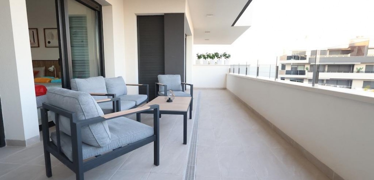 Venta - Apartamento / piso -
Orihuela Costa - Punta Prima