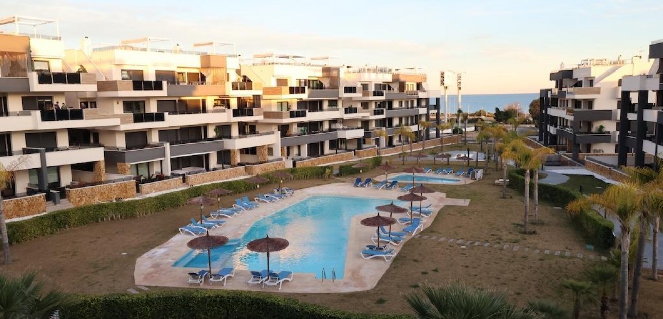 Venta - Apartamento / piso -
Orihuela Costa - Punta Prima