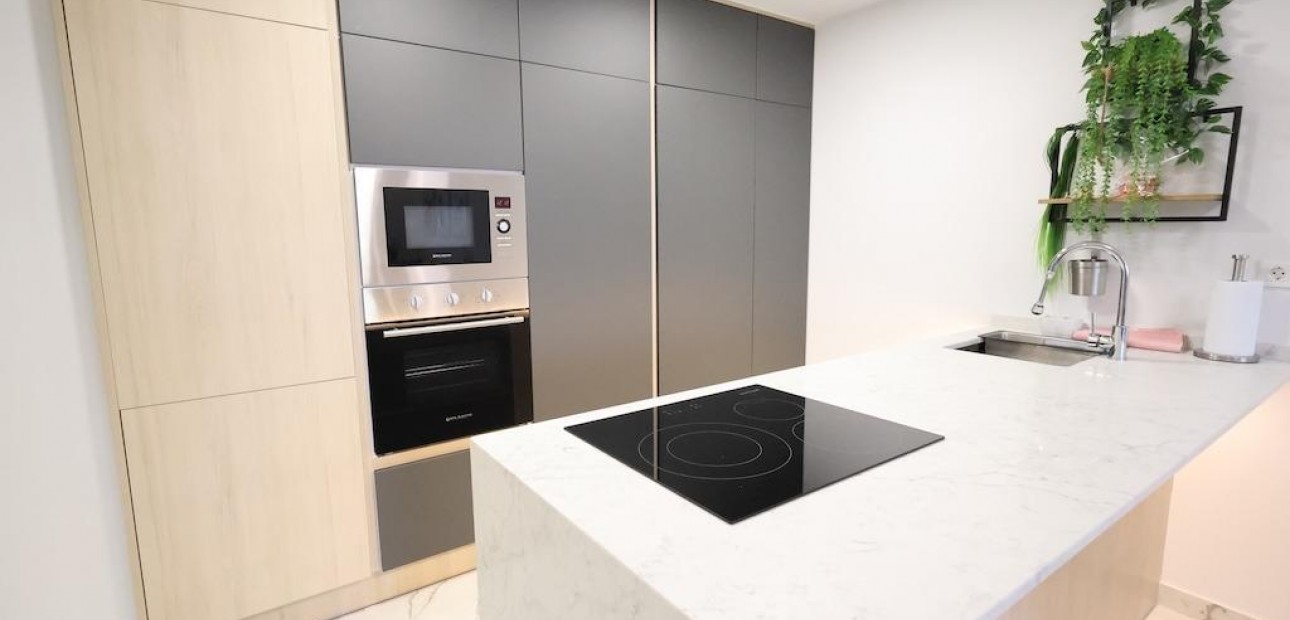 Venta - Apartamento / piso -
Orihuela Costa - Punta Prima