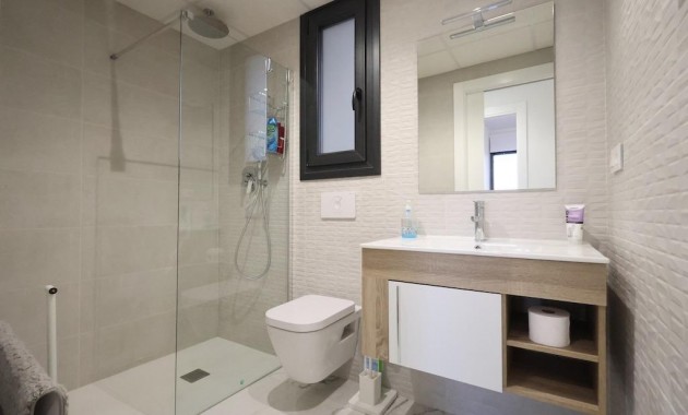 Venta - Apartamento / piso -
Orihuela Costa - Punta Prima