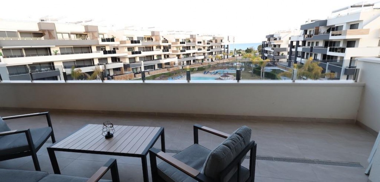 Venta - Apartamento / piso -
Orihuela Costa - Punta Prima