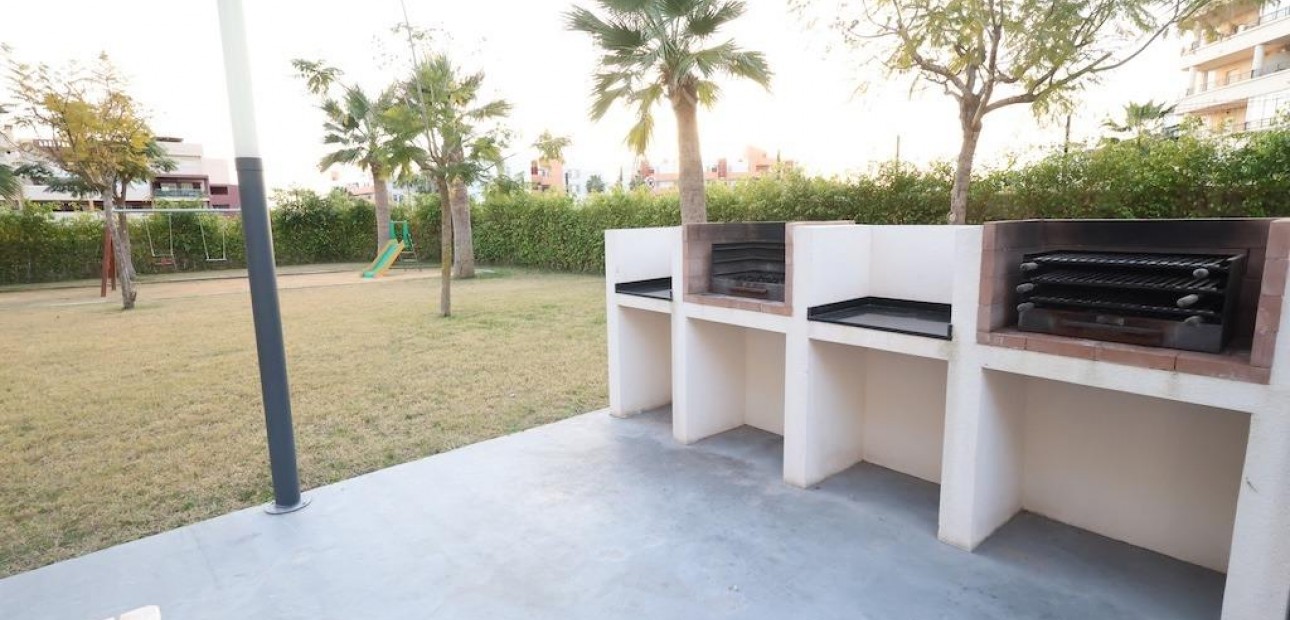 Venta - Apartamento / piso -
Orihuela Costa - Punta Prima