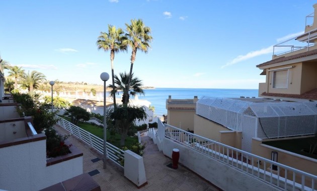 Venta - Bungalow -
Orihuela Costa - Campoamor