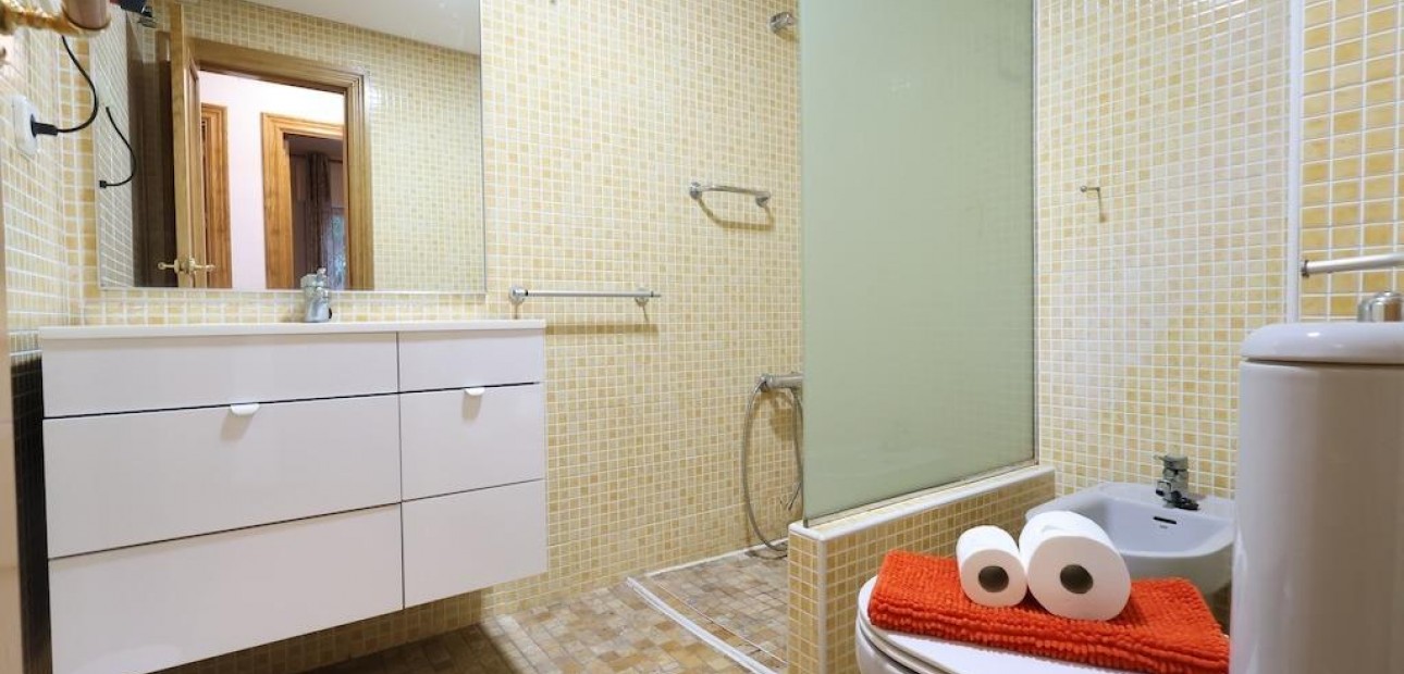 Venta - Bungalow -
Orihuela Costa - Campoamor