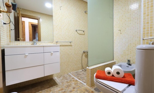 Venta - Bungalow -
Orihuela Costa - Campoamor