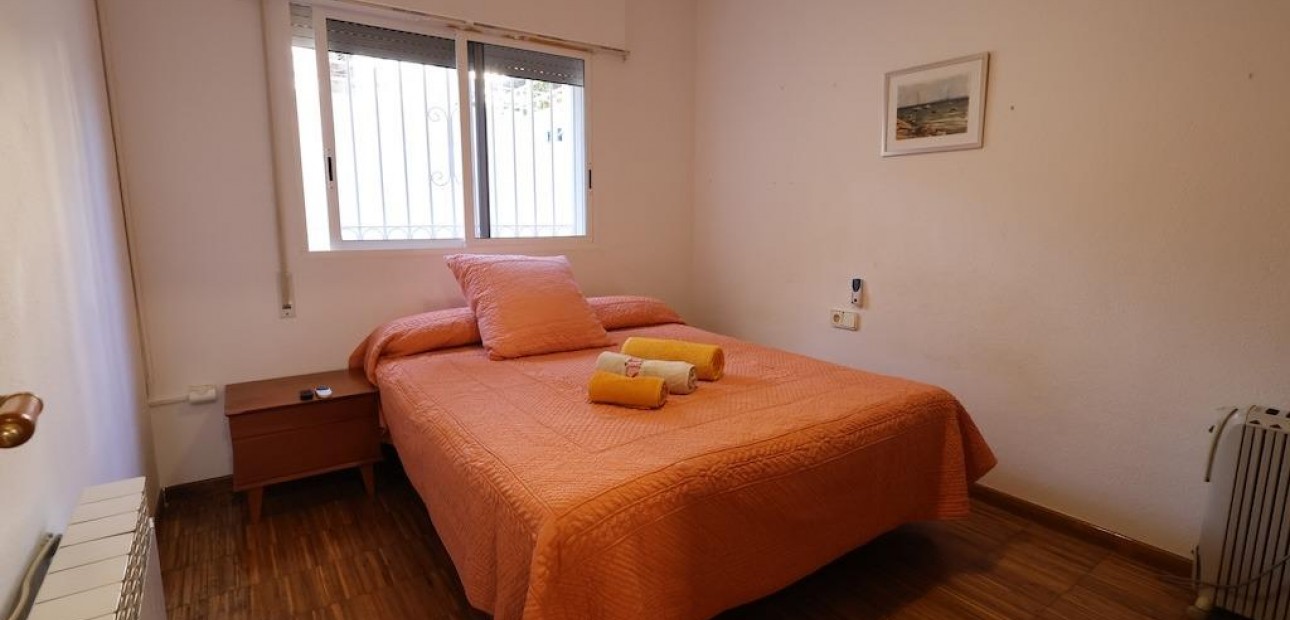 Venta - Bungalow -
Orihuela Costa - Campoamor