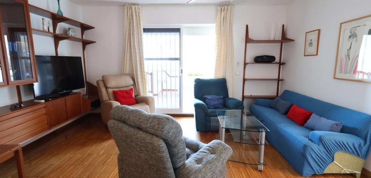 Venta - Bungalow -
Orihuela Costa - Campoamor