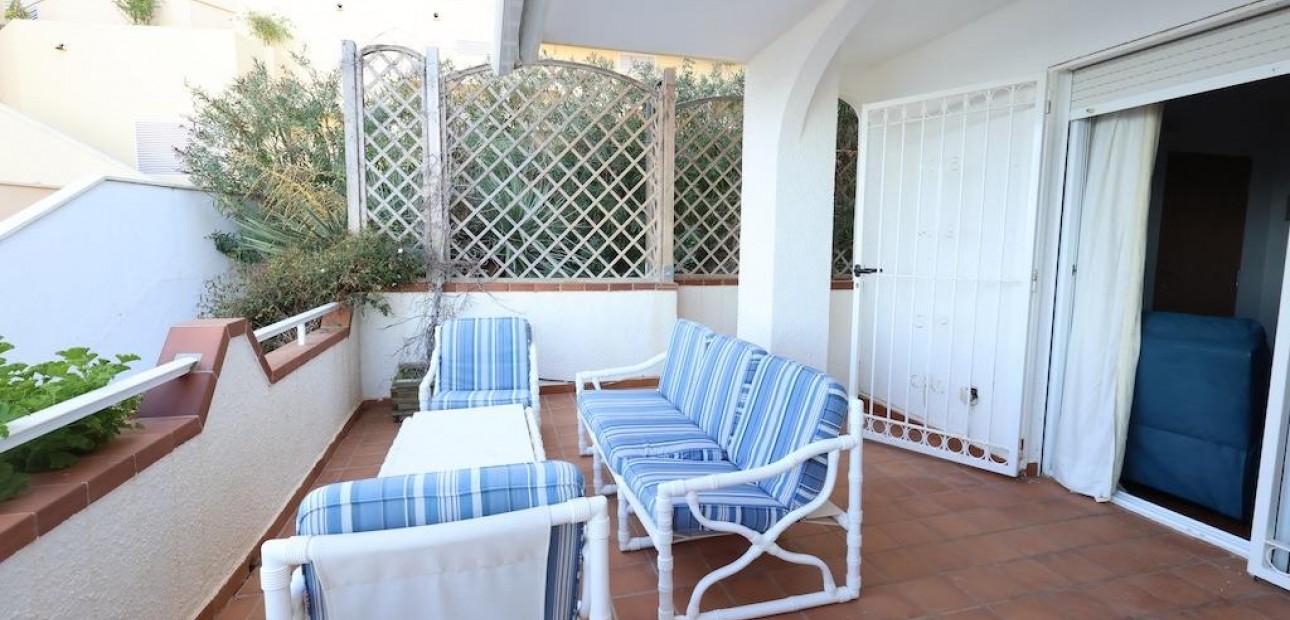 Venta - Bungalow -
Orihuela Costa - Campoamor