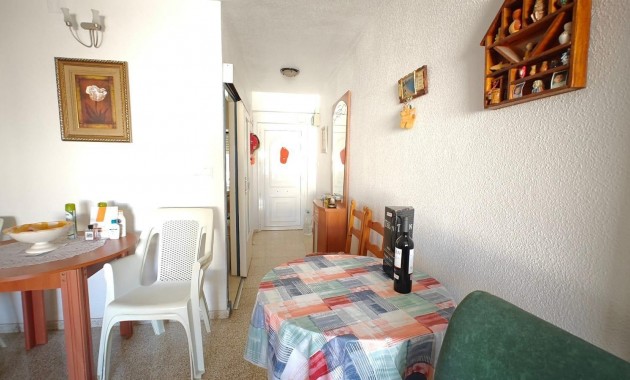 Venta - Apartamento / piso -
Torrevieja - Playa del cura
