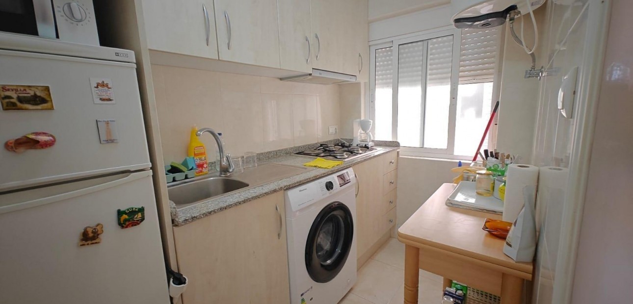 Venta - Apartamento / piso -
Torrevieja - Playa del cura