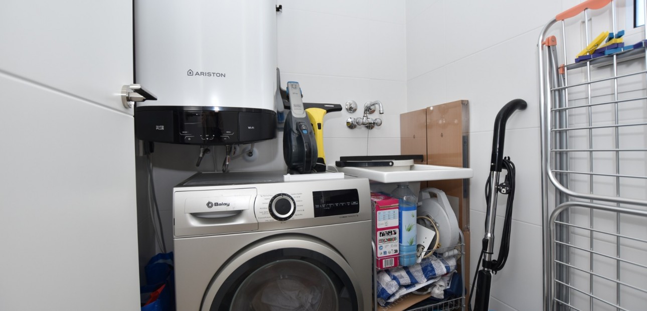 Venta - Apartamento / piso -
Entre Naranjos - Vistabella - Entre Naranjos