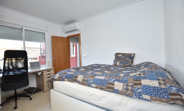 Venta - Detached Villa -
Algorfa - La Finca Golf Resort