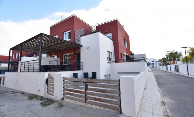 Venta - Detached Villa -
Algorfa - La Finca Golf Resort