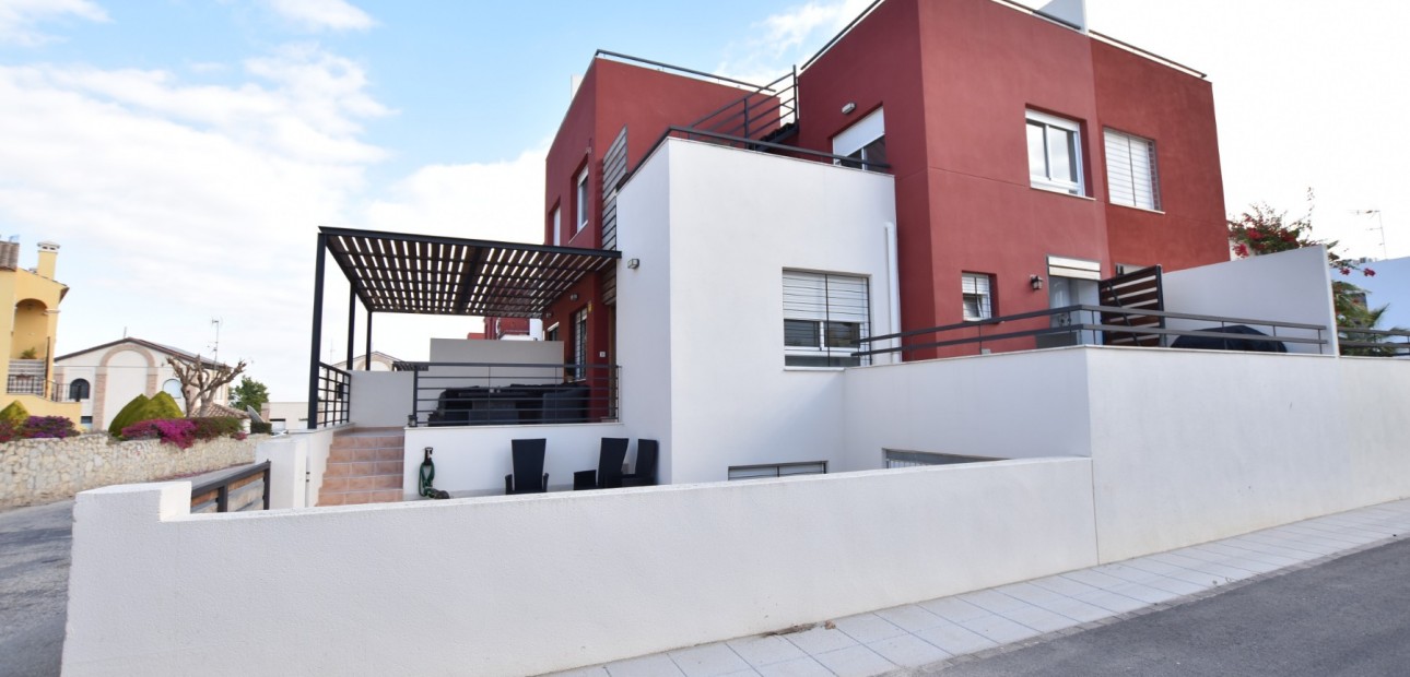 Venta - Detached Villa -
Algorfa - La Finca Golf Resort