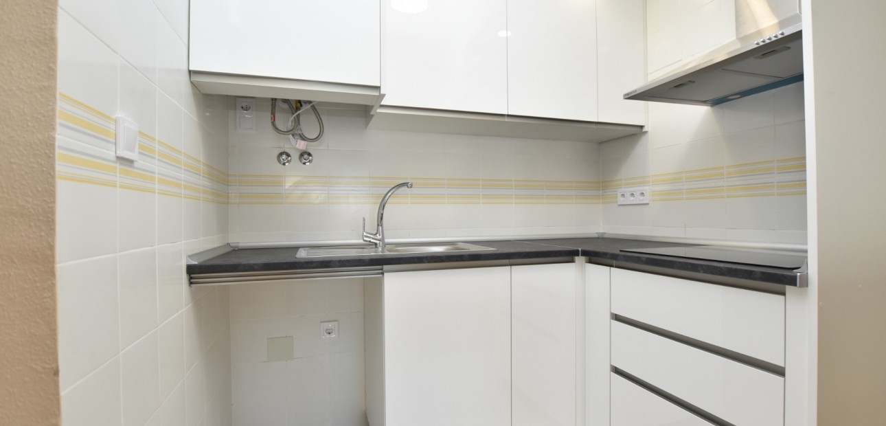 Venta - Adosado -
Torrevieja - Lago Jardin