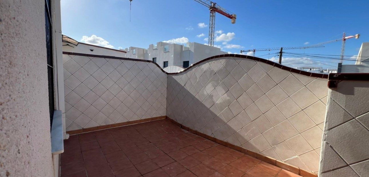 Venta - Adosado -
Torrevieja - Lago Jardin