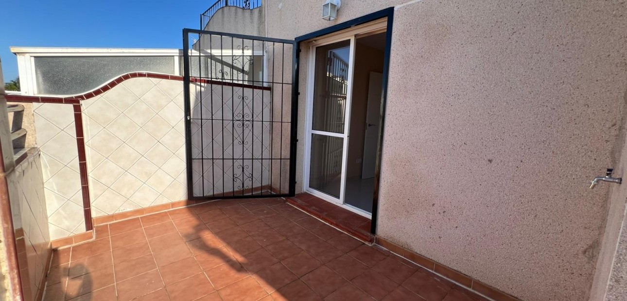Venta - Adosado -
Torrevieja - Lago Jardin