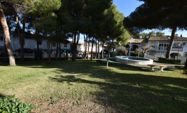 Venta - Adosado -
Torrevieja - Lago Jardin