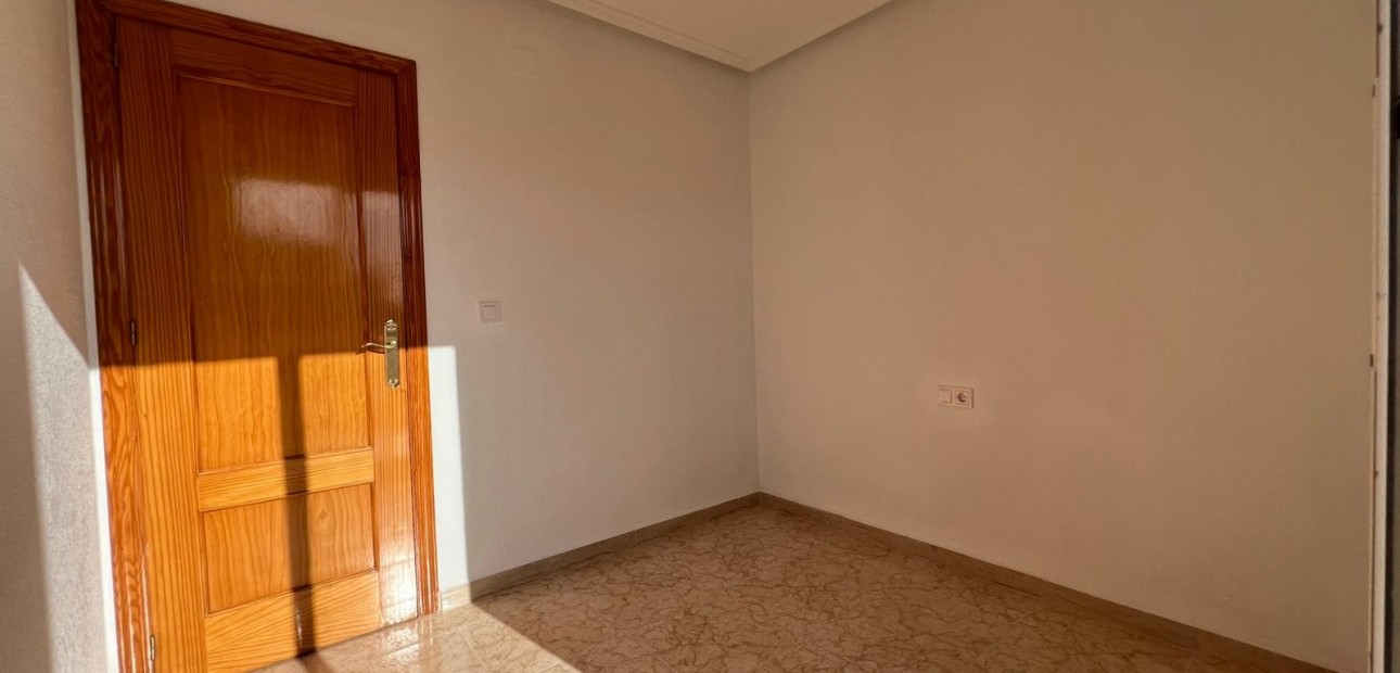 Venta - Adosado -
Orihuela Costa - Punta Prima