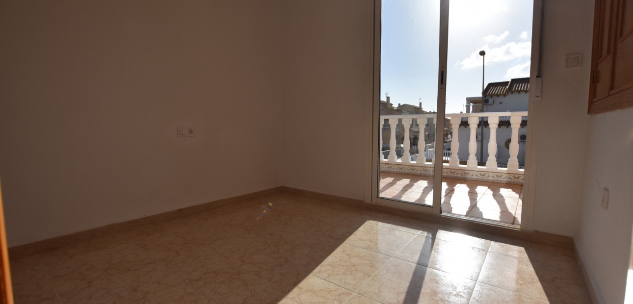 Venta - Adosado -
Orihuela Costa - Punta Prima