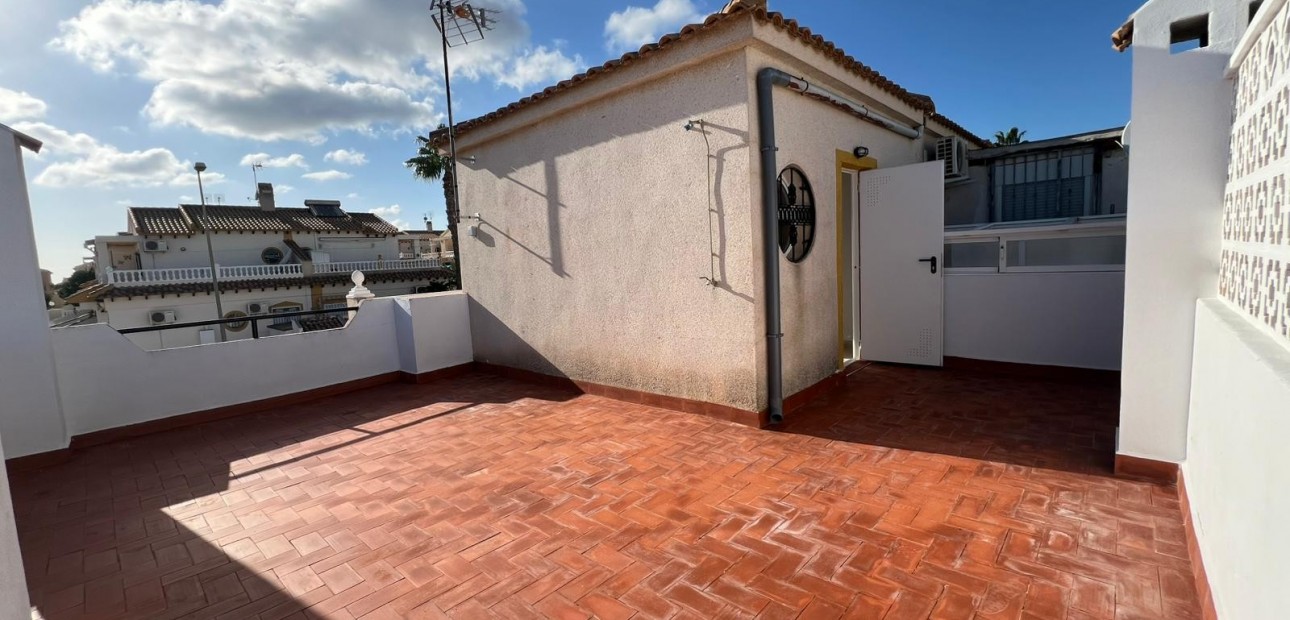 Venta - Adosado -
Orihuela Costa - Punta Prima