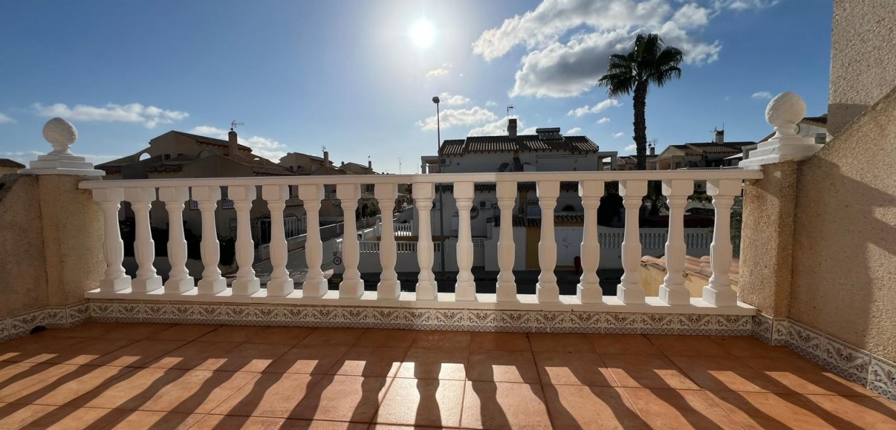 Venta - Adosado -
Orihuela Costa - Punta Prima