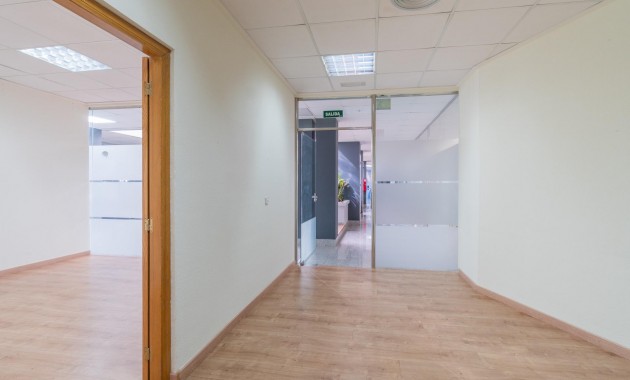 Long time Rental - Commercial Unit -
Orihuela Costa - Playa Flamenca