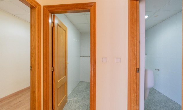 Long time Rental - Commercial Unit -
Orihuela Costa - Playa Flamenca