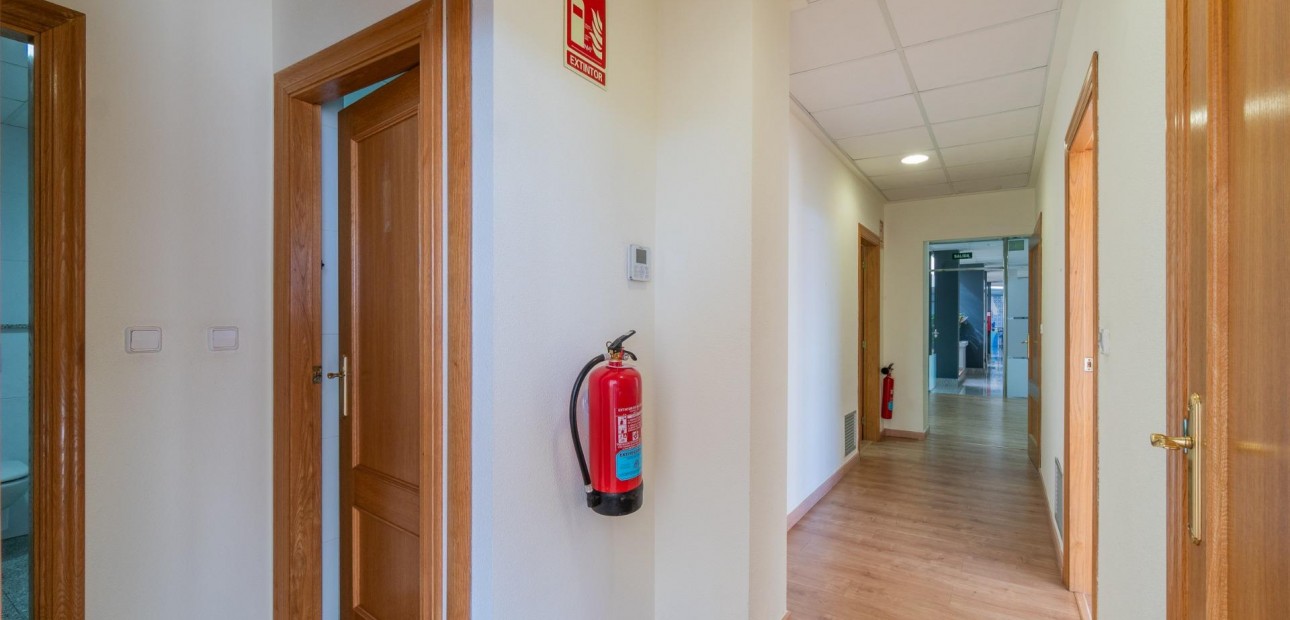 Long time Rental - Commercial Unit -
Orihuela Costa - Playa Flamenca