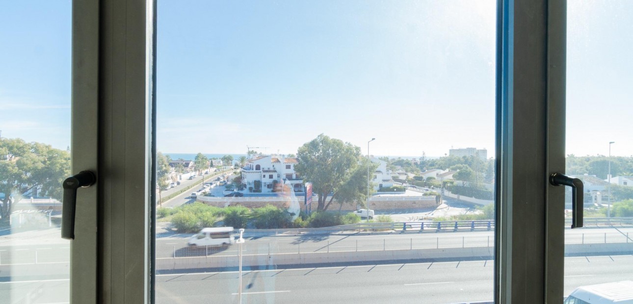 Long time Rental - Commercial Unit -
Orihuela Costa - Playa Flamenca