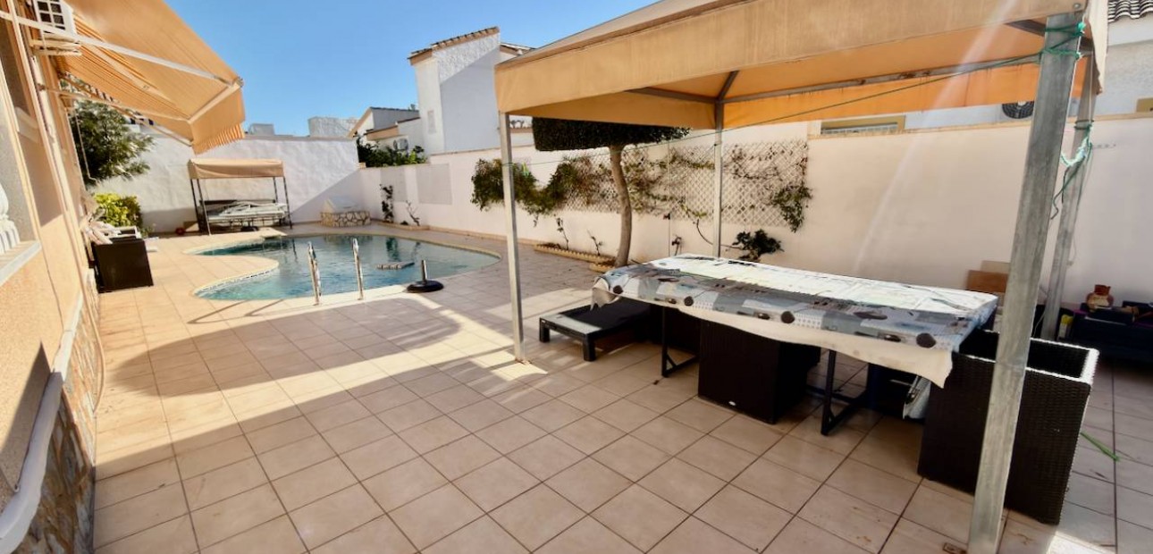 Venta - Villa -
Ciudad Quesada - Rojales