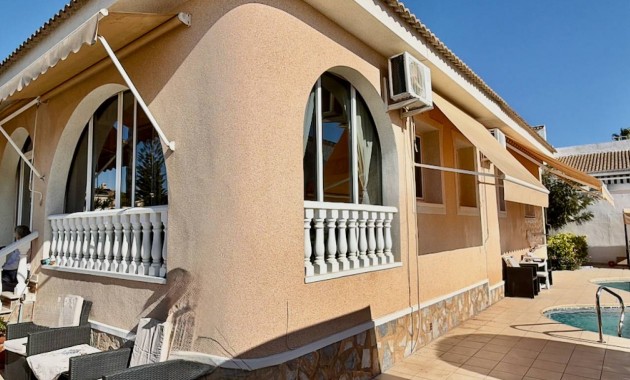 Venta - Villa -
Ciudad Quesada - Rojales