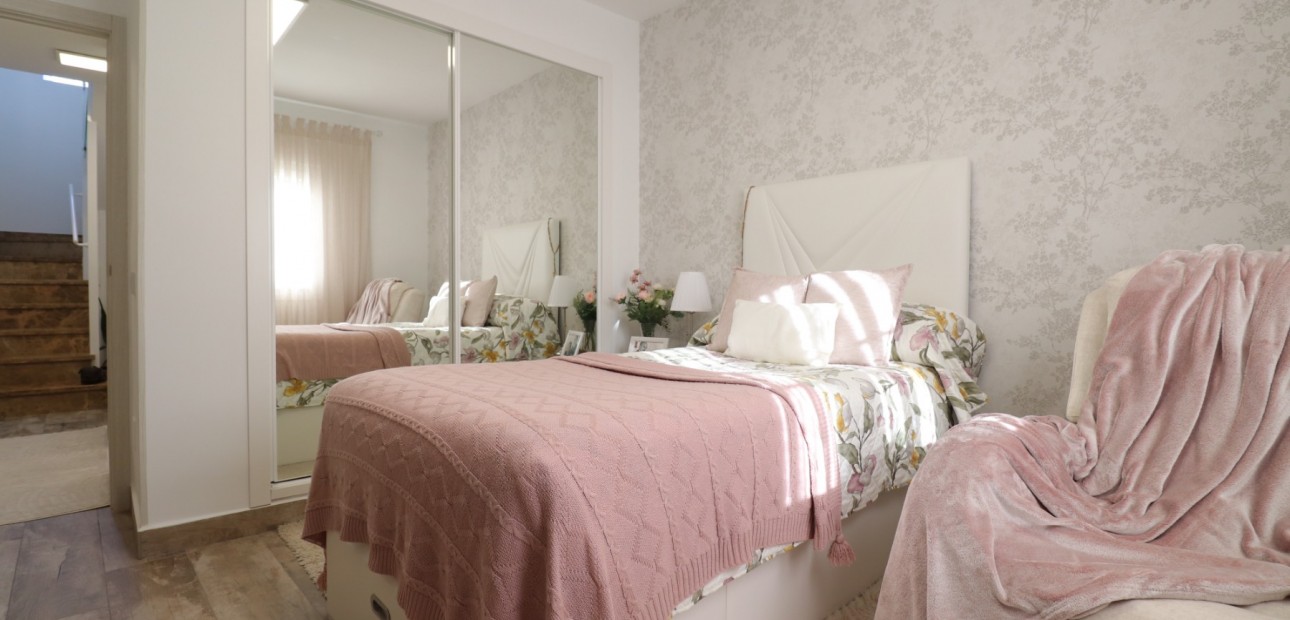 Venta - Detached Villa -
Orihuela Costa - Villamartin