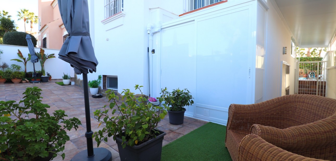 Venta - Detached Villa -
Orihuela Costa - Villamartin