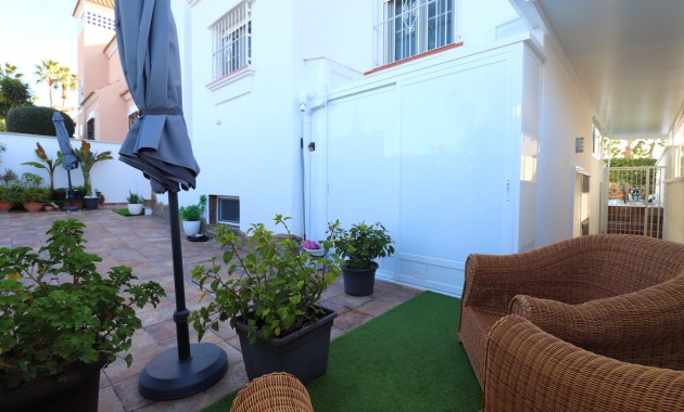 Venta - Detached Villa -
Orihuela Costa - Villamartin