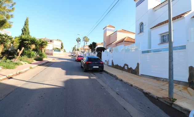 Venta - Detached Villa -
Orihuela Costa - Villamartin